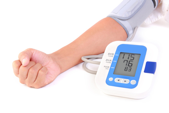 Đồng hồ đo huyết áp loại cánh tay thông minh cho trẻ em