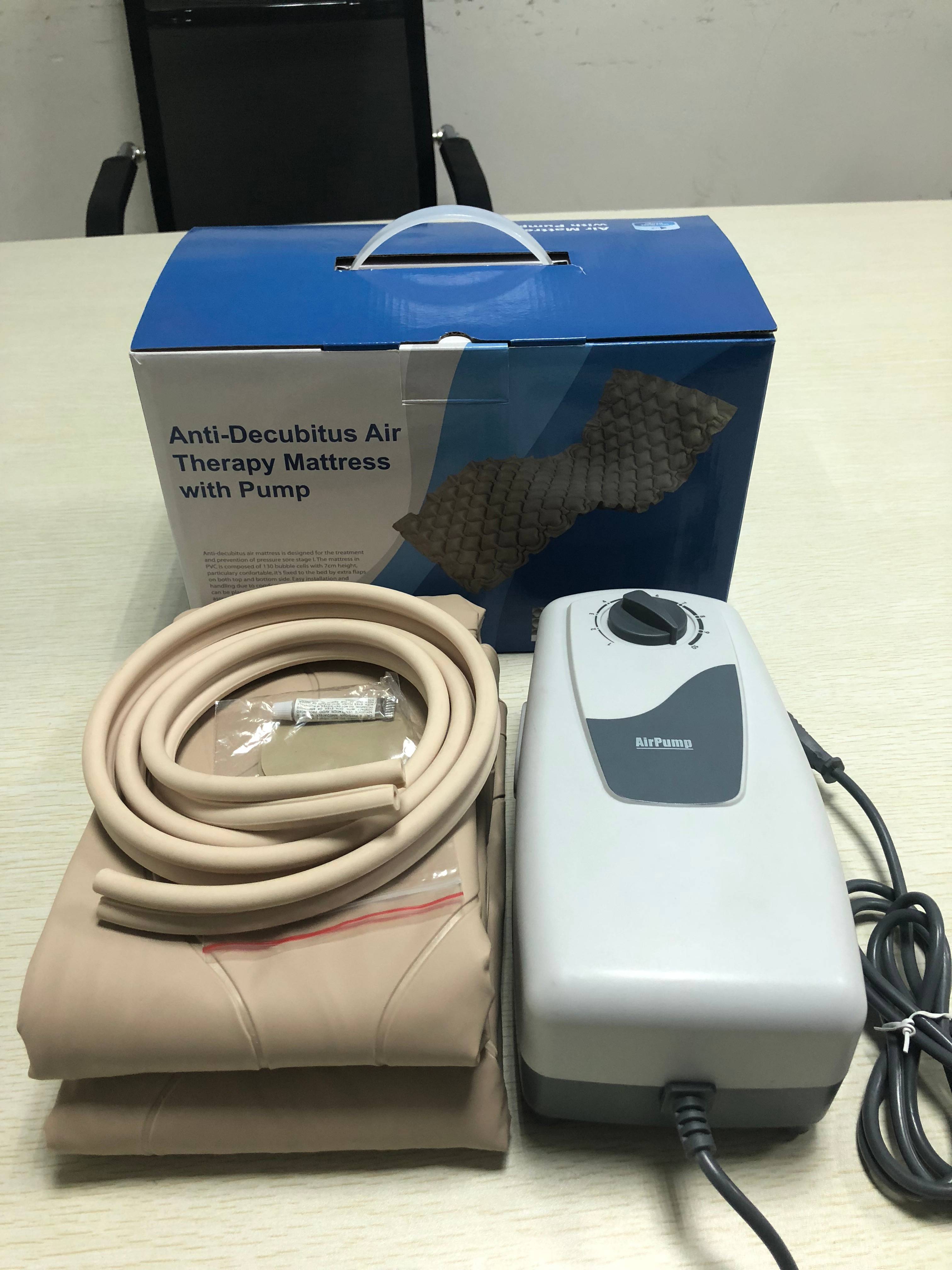 Nệm chống decubitus có thể gập lại thoải mái cho người cao tuổi